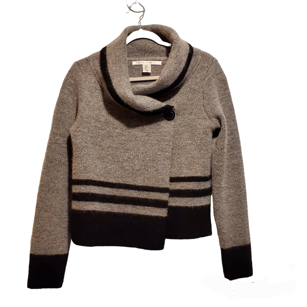 Max Studio Wool Blend One Button Sweater Size S